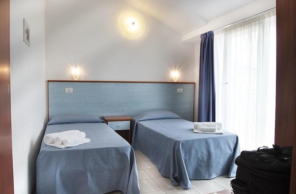 Hotel Brienz Bellaria-Igea Marina Buitenkant foto