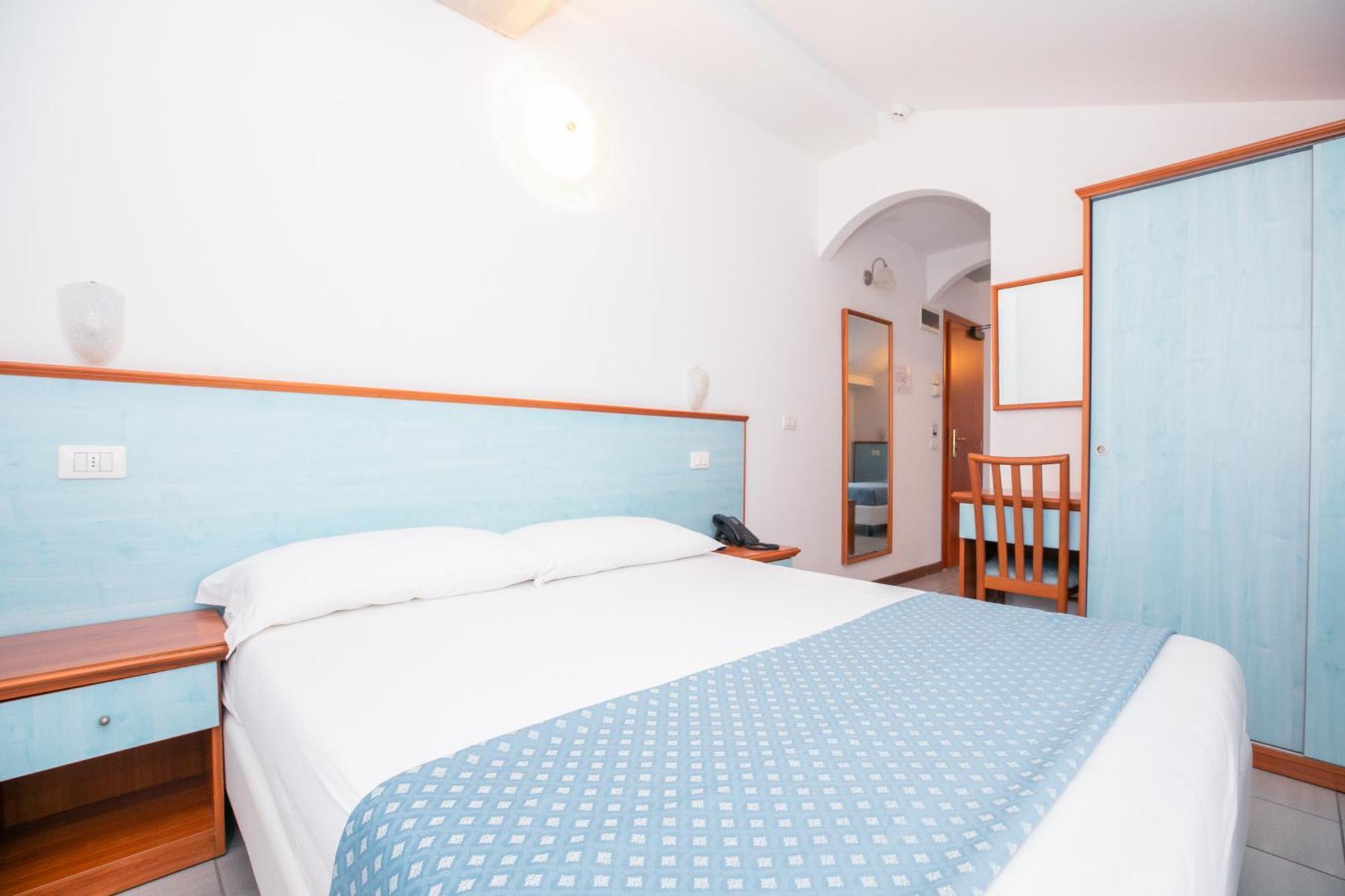 Hotel Brienz Bellaria-Igea Marina Buitenkant foto