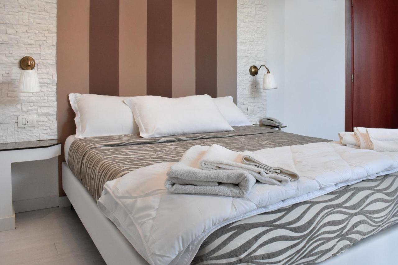 Hotel Brienz Bellaria-Igea Marina Buitenkant foto